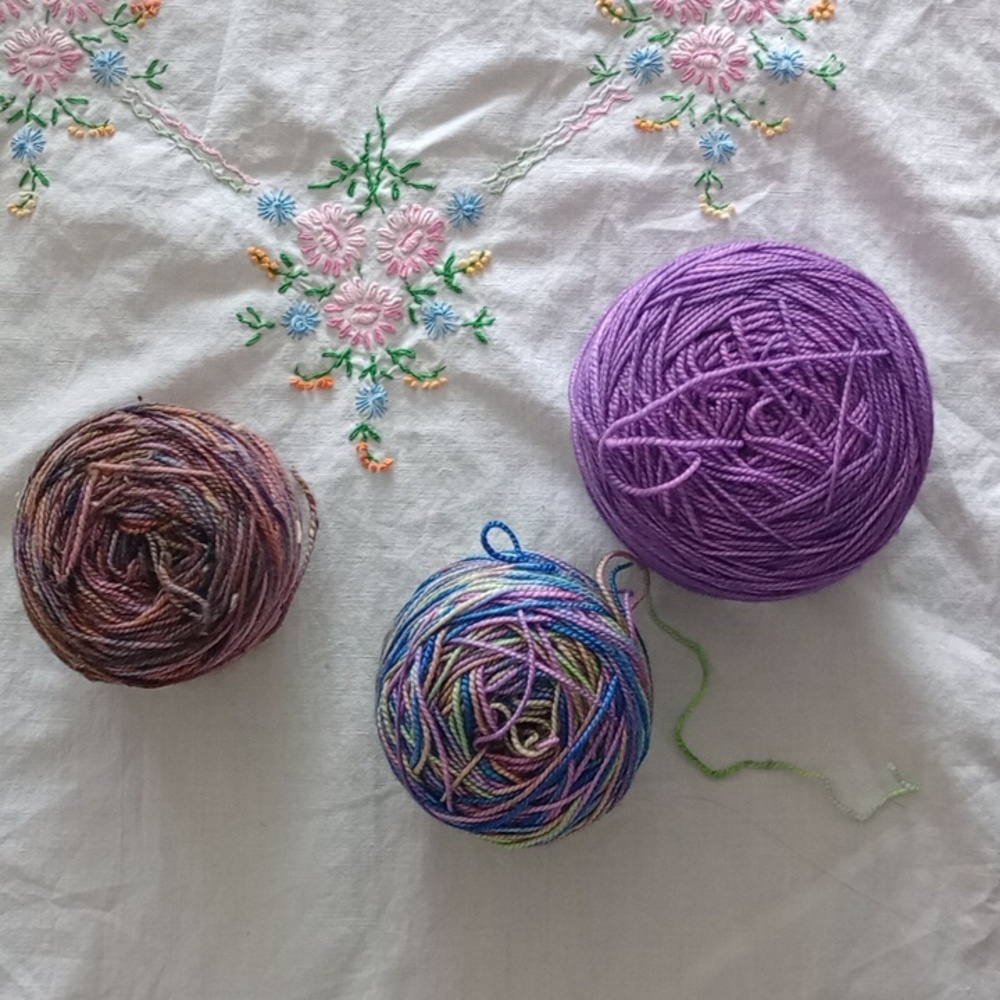 Sock/fingering weight scrap yarn bundle